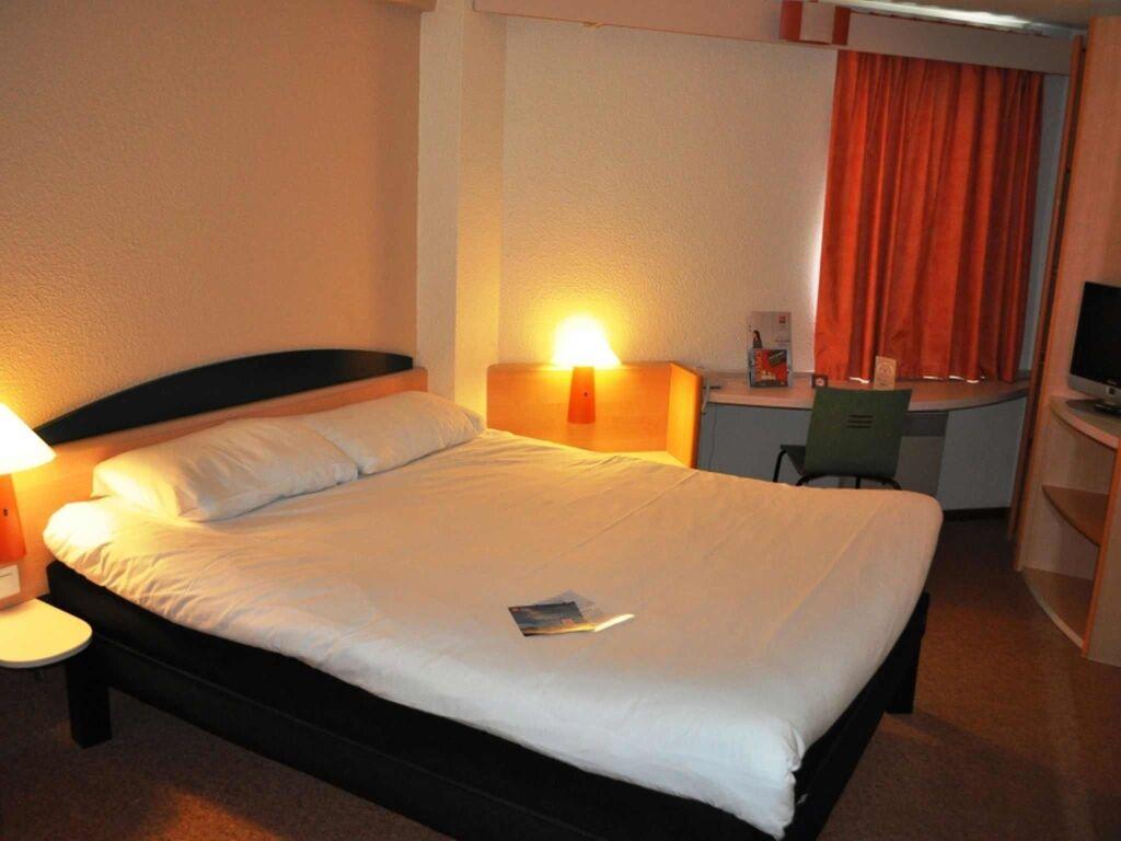 hotel image 12