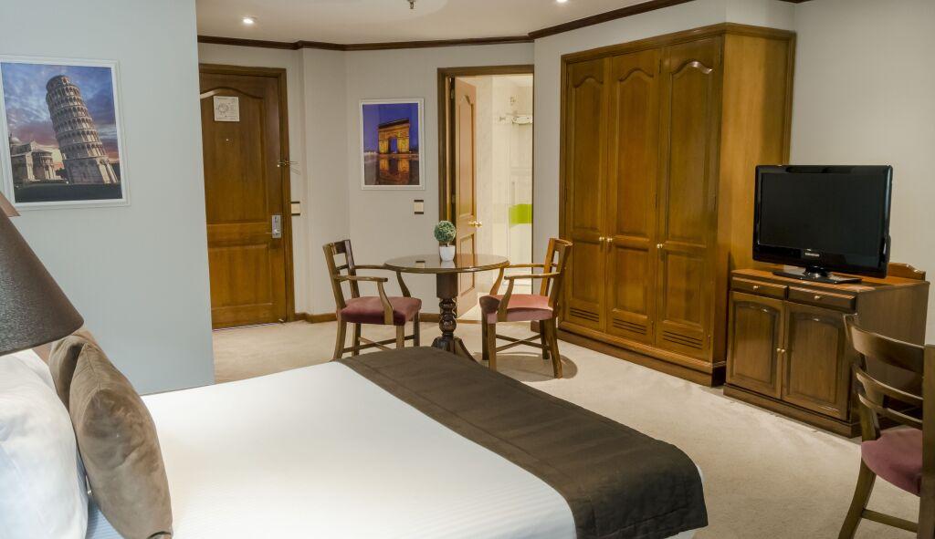 hotel