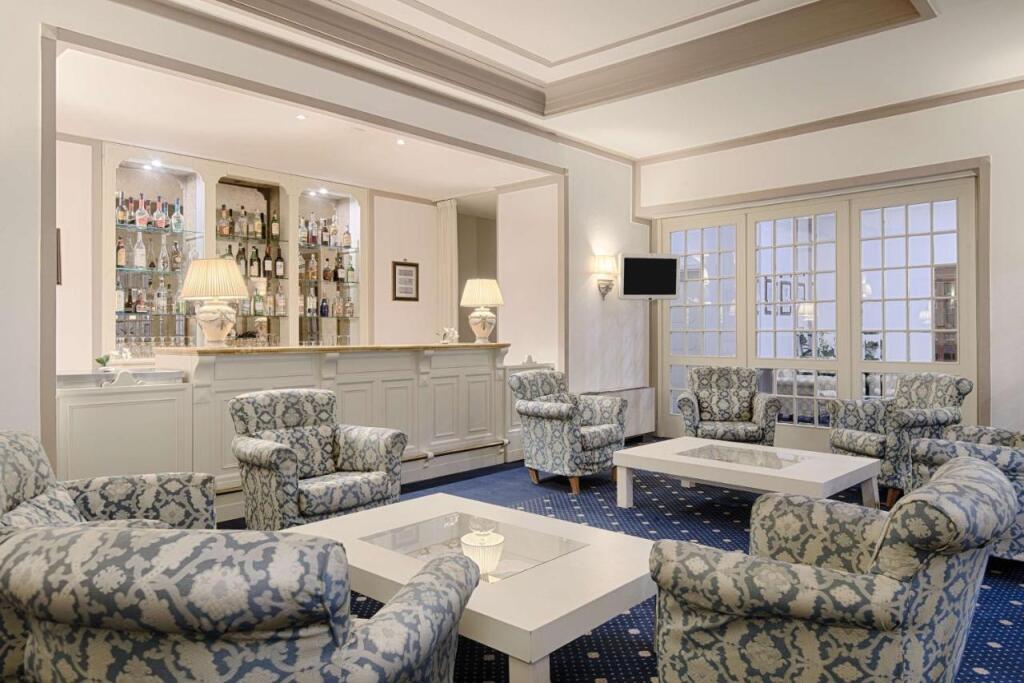 hotel image 12