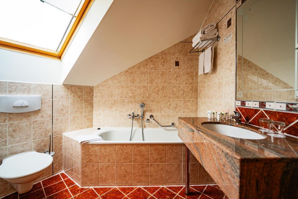 hotel image 9