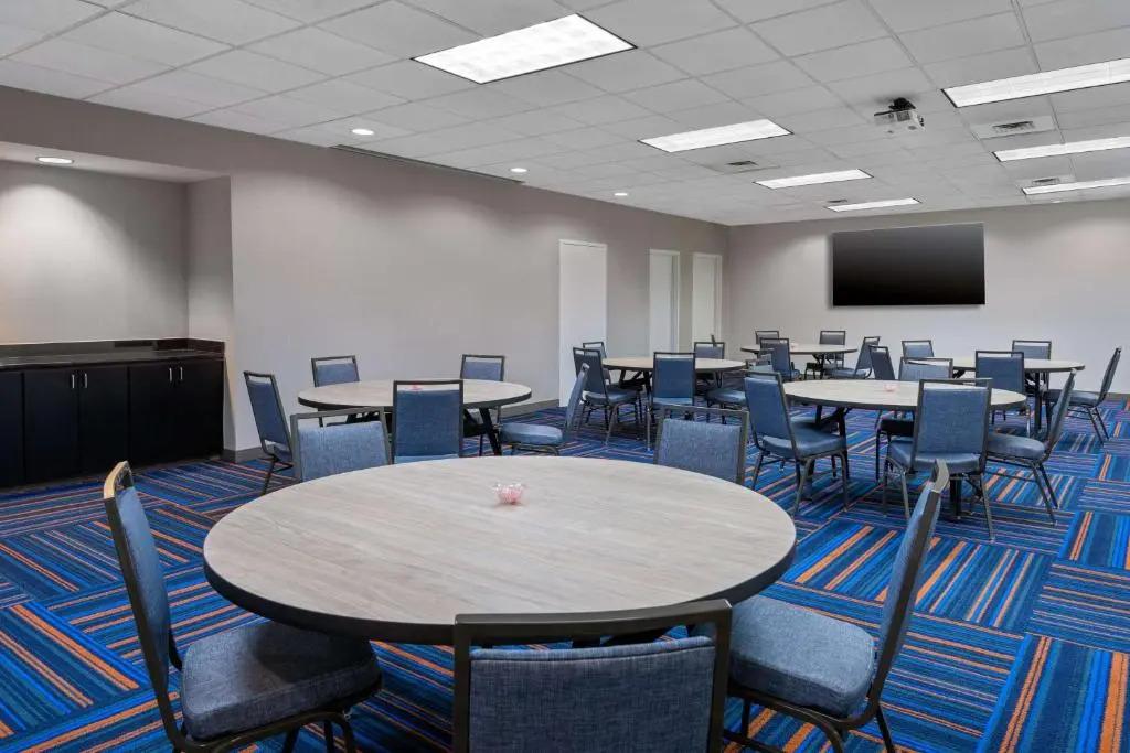 hotel image 10