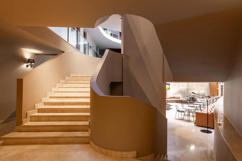 hotel image 9