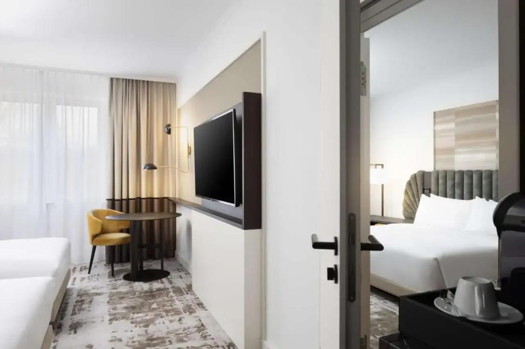 hotel image 18