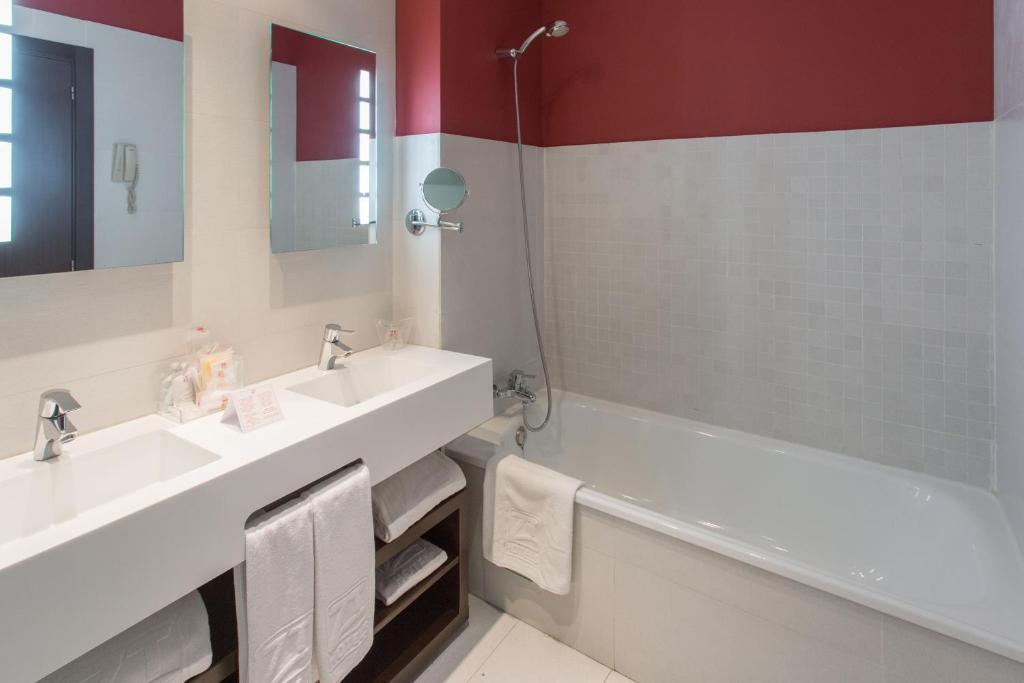 hotel image 11