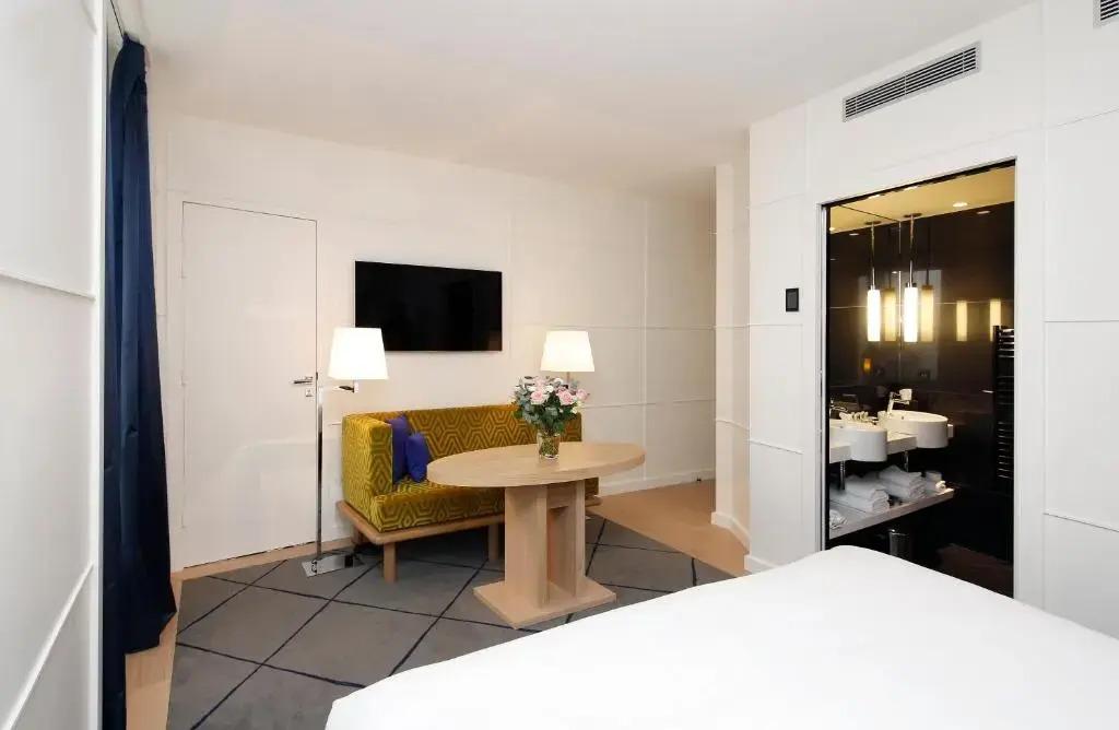 hotel image 13