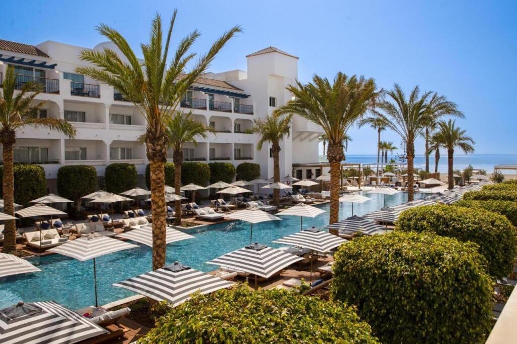 hotel image 16