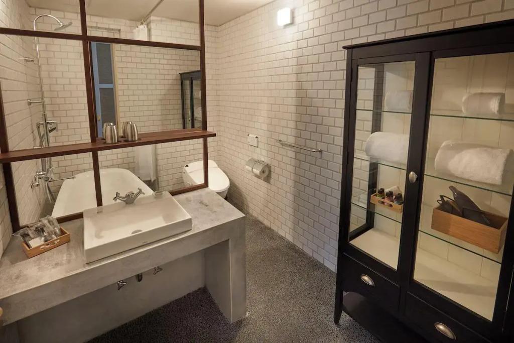 hotel image 8