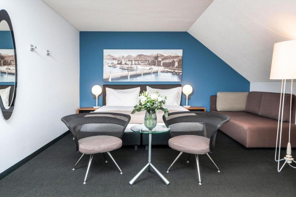 hotel image 12