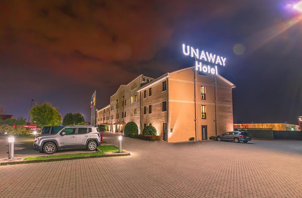 hotel image 13