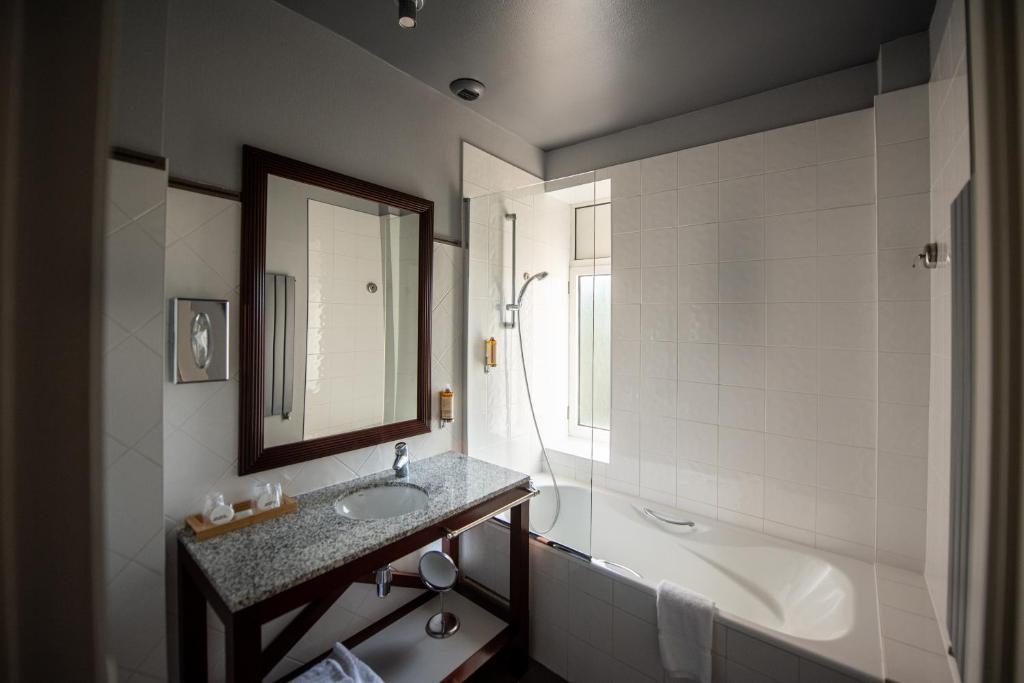 hotel image 8
