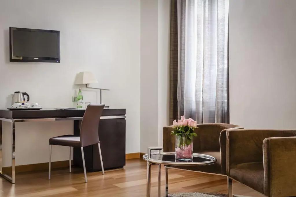 hotel image 9