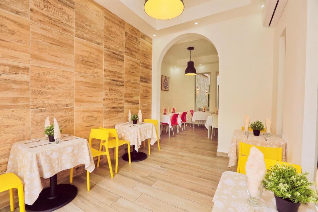 hotel image 13