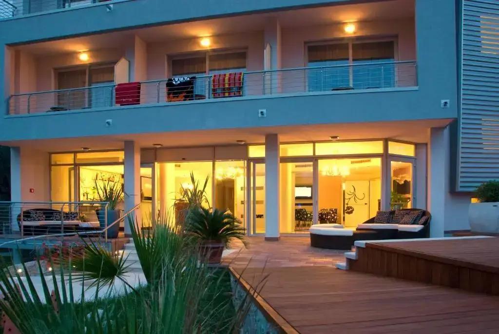 hotel image 9