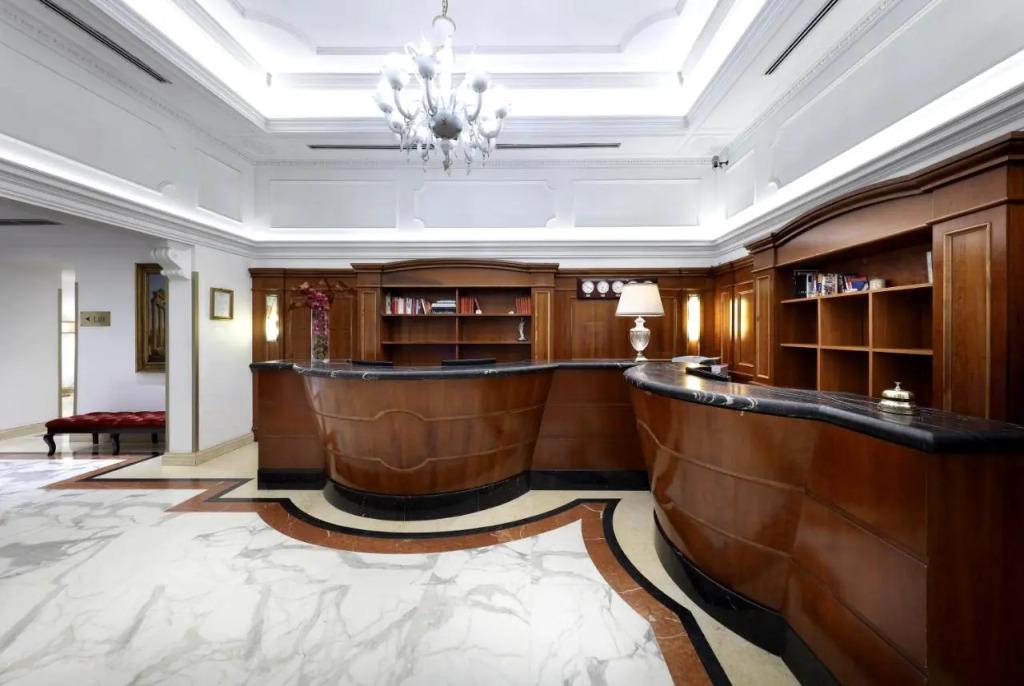 hotel image 10