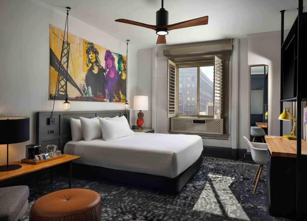 hotel image 10