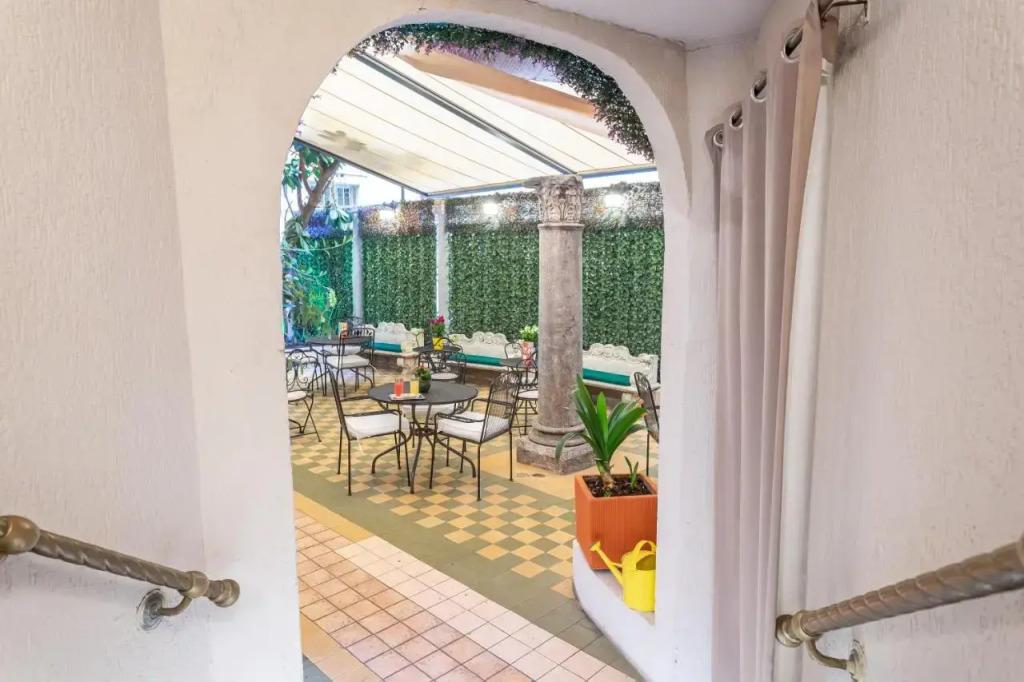 hotel image 14