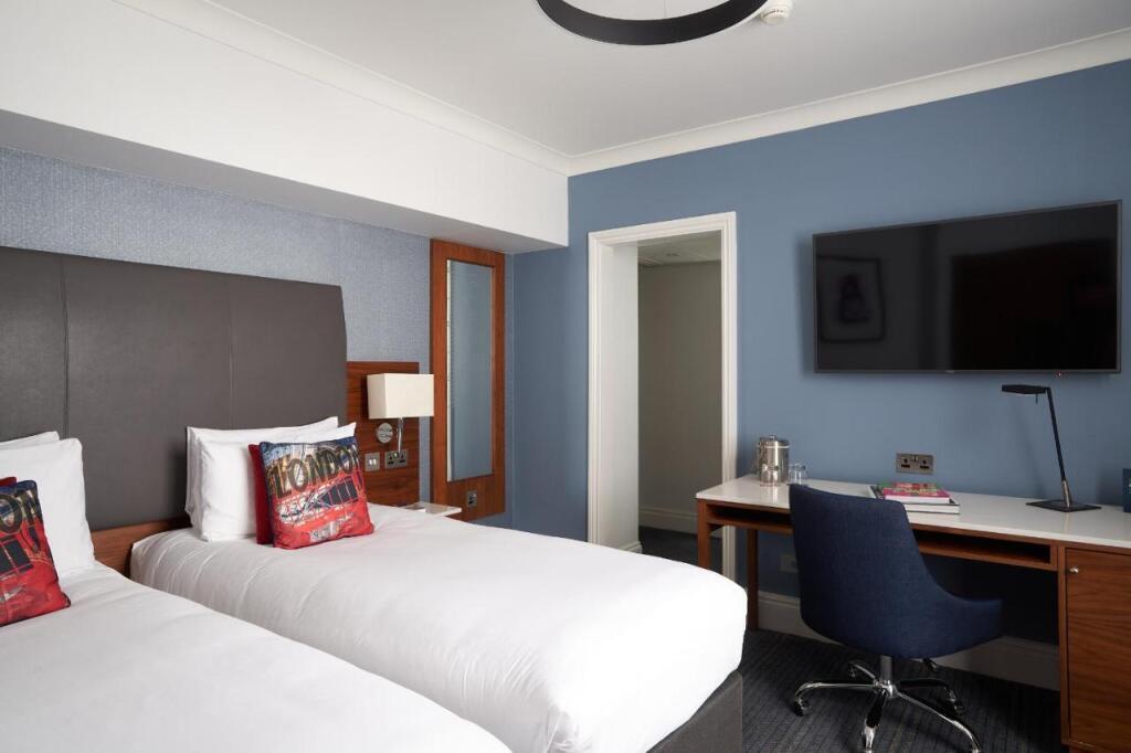 hotel image 12