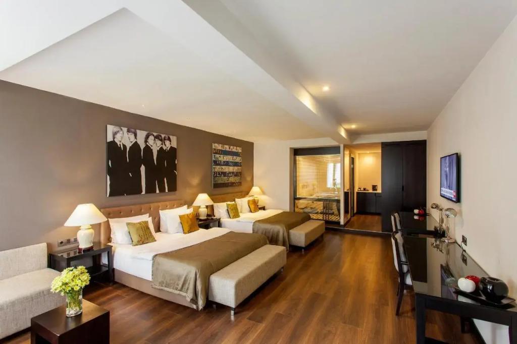 hotel image 10