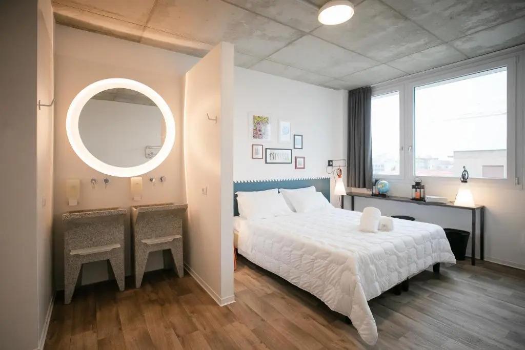 hotel image 9