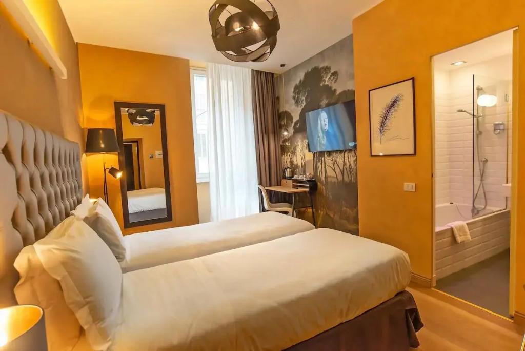 hotel