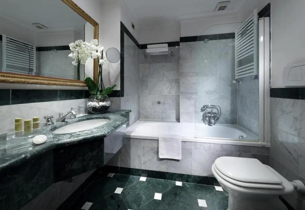 hotel image 16