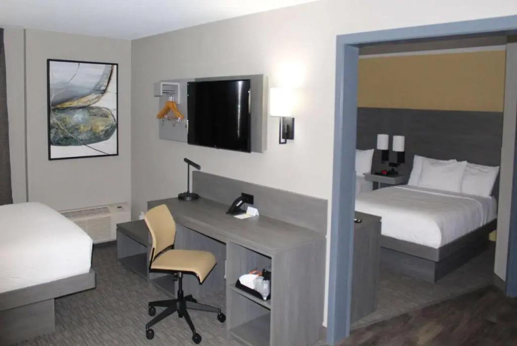 hotel image 13
