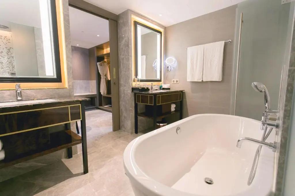hotel image 11