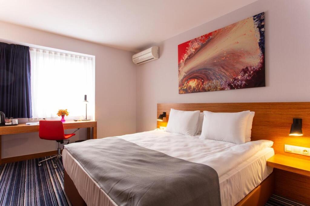 hotel image 11