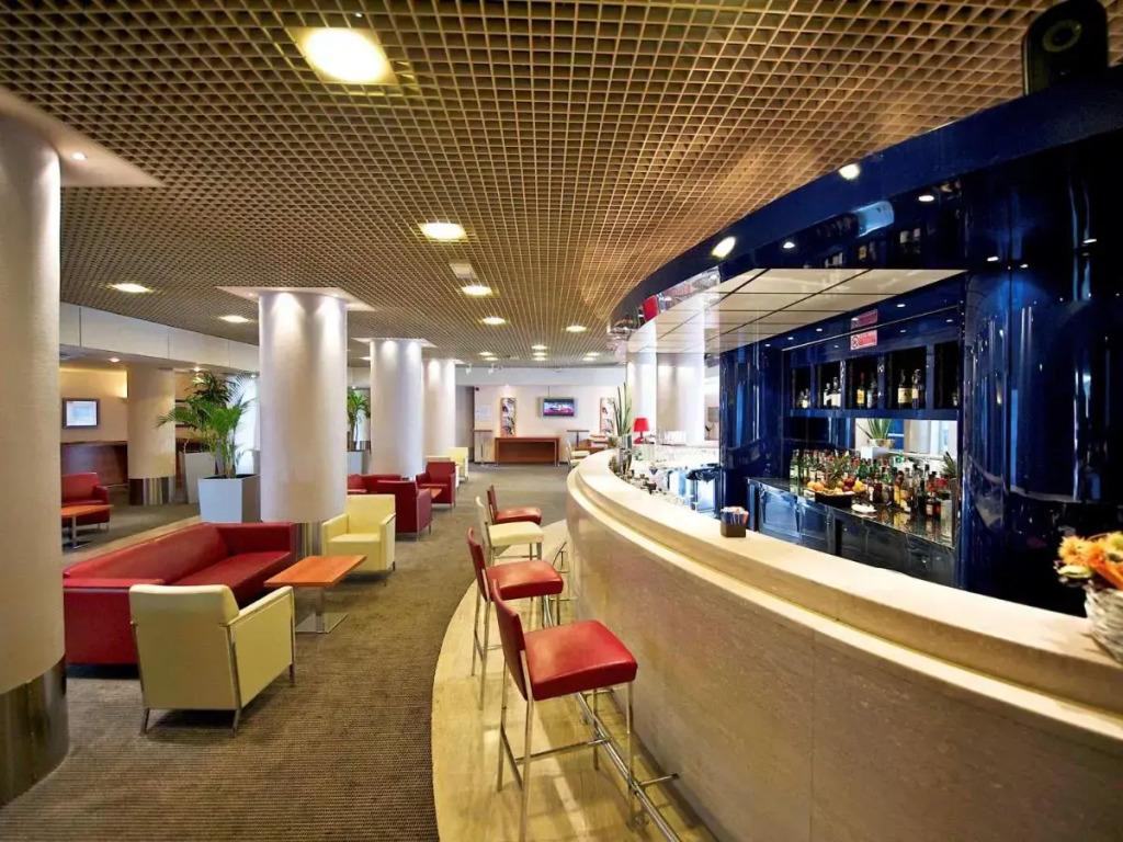 hotel image 13