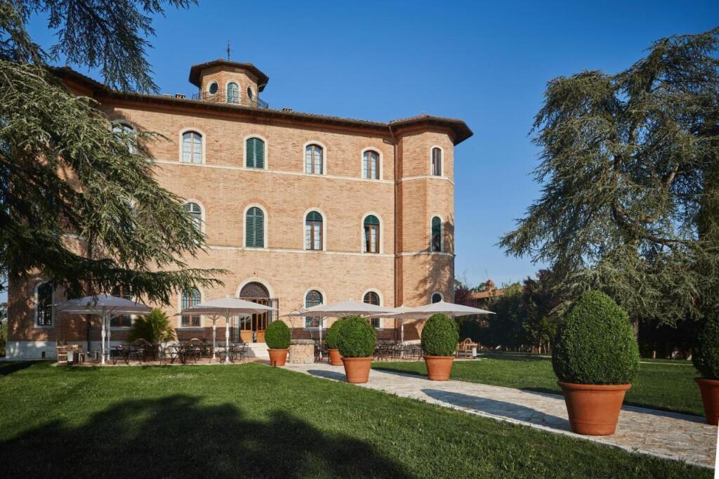 hotel image 14