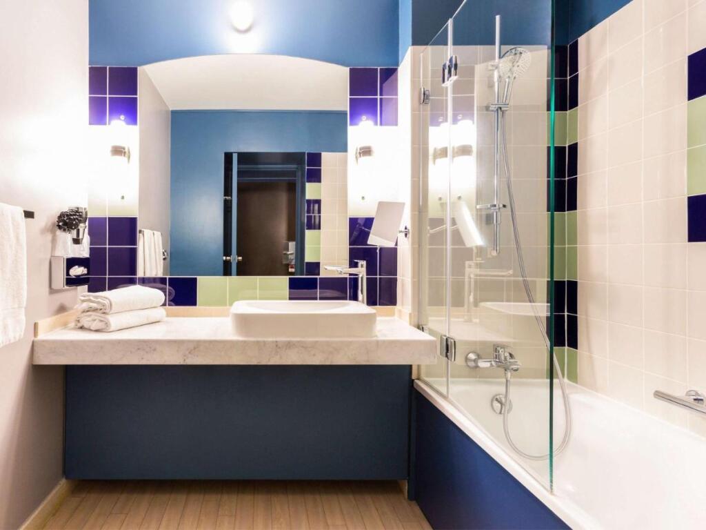 hotel image 13