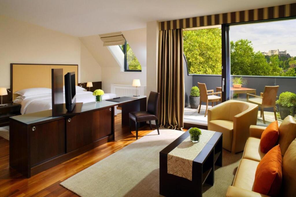 hotel image 39
