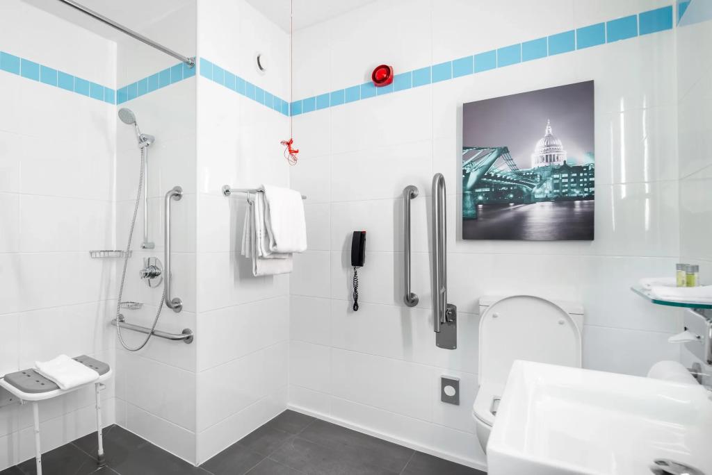hotel image 8
