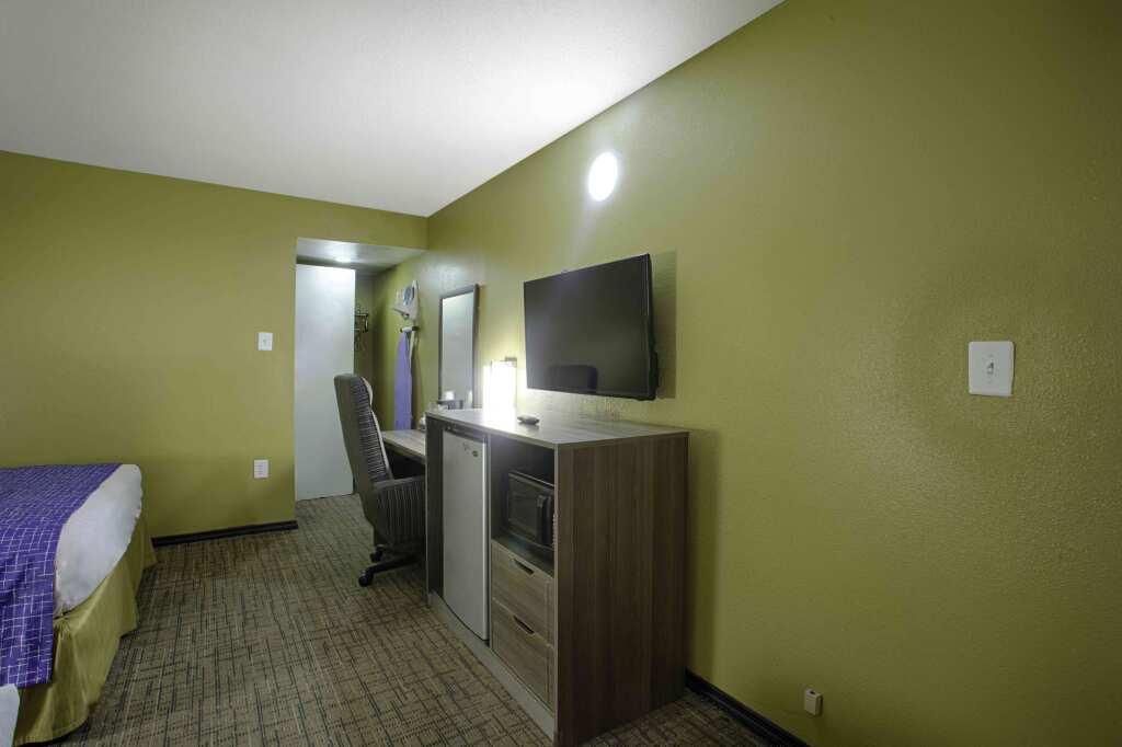 hotel image 12