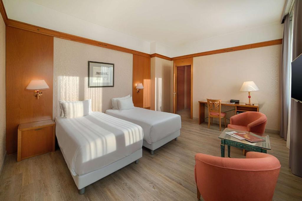 hotel image 16