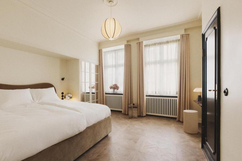 hotel image 13