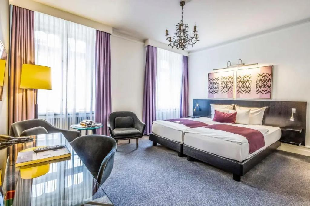 hotel image 8