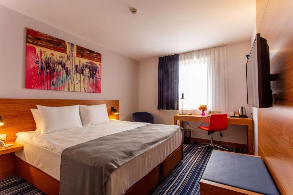 hotel image 10
