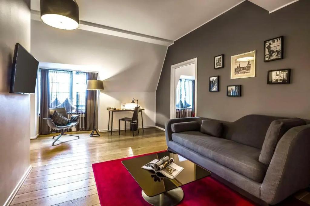 hotel image 16