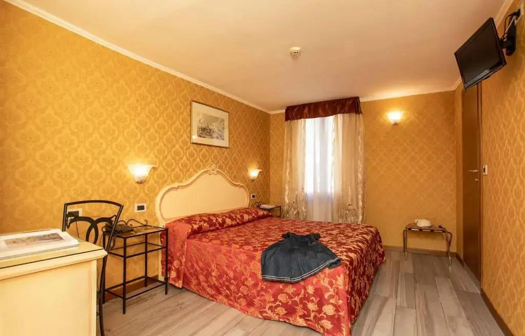 hotel image 13