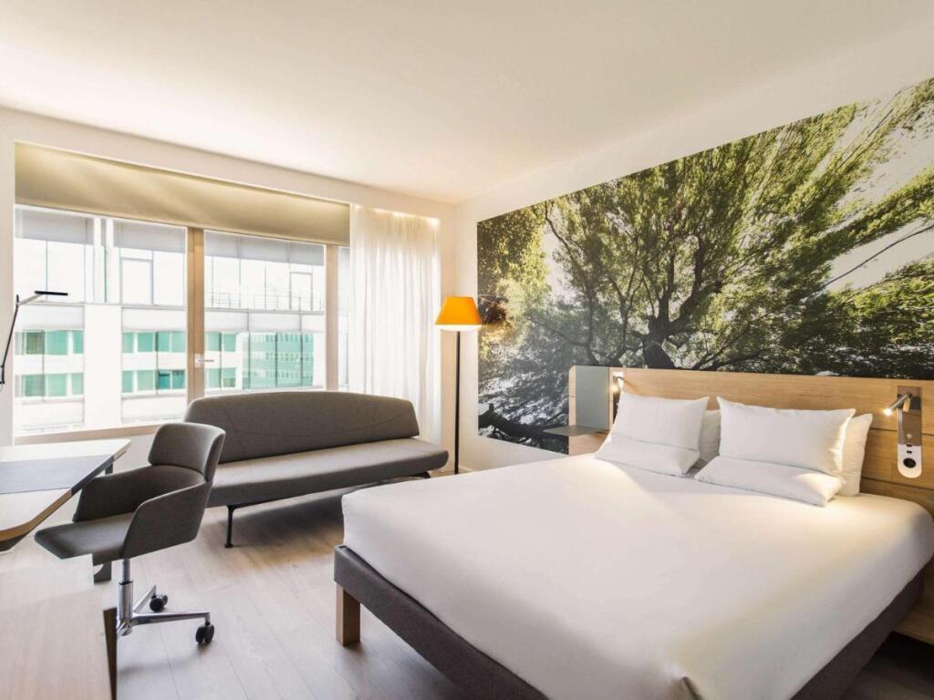 hotel image 13