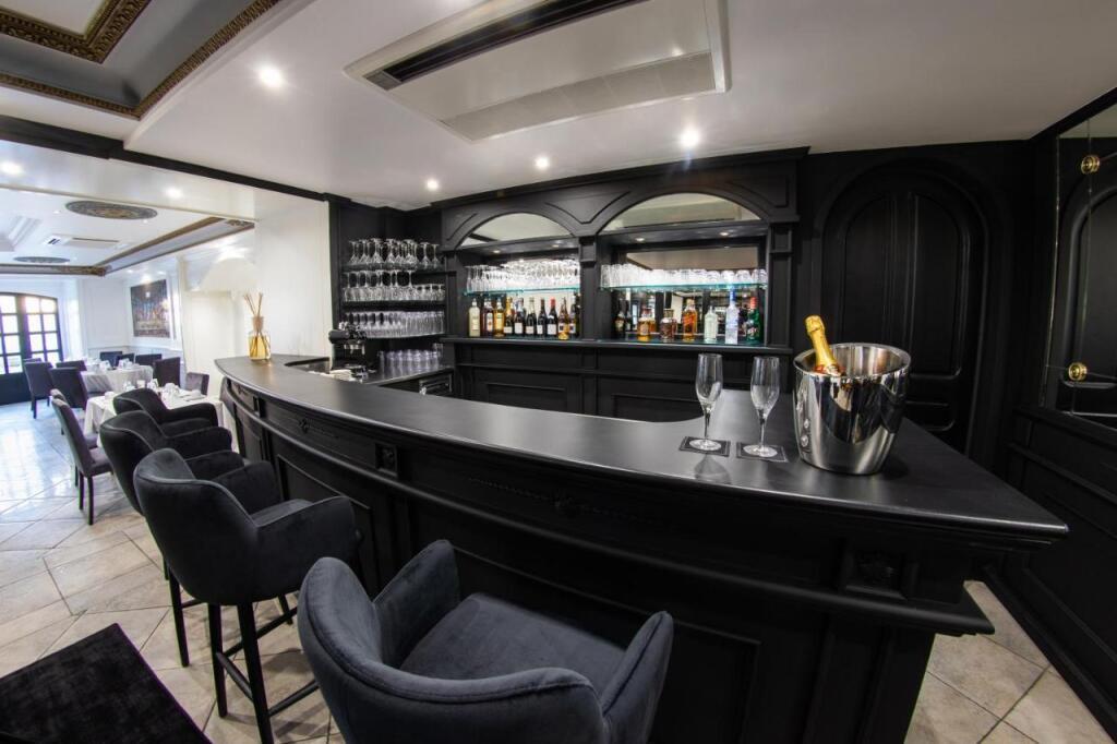 hotel image 13