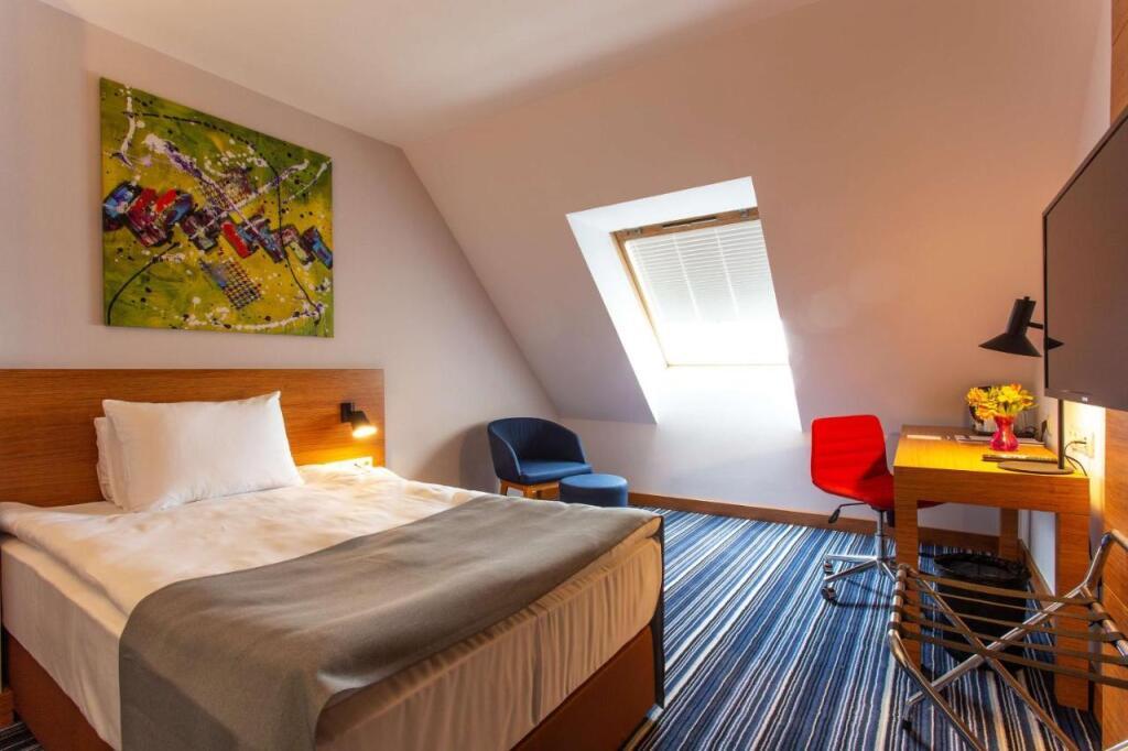 hotel image 12
