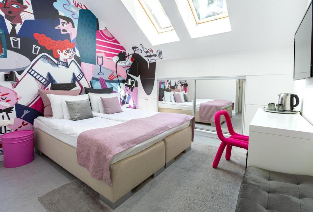 hotel image 12
