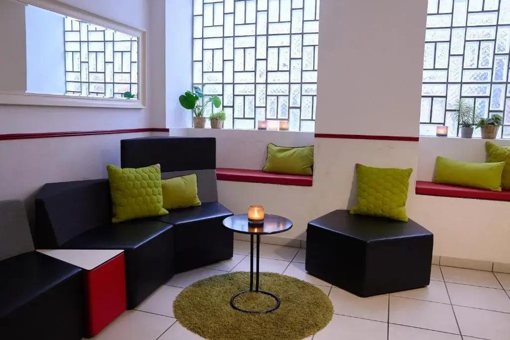 hotel image 10