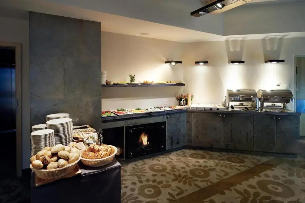 hotel image 8