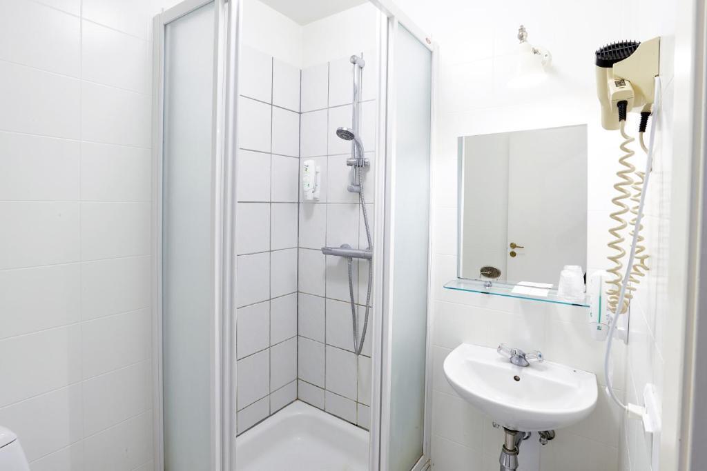 hotel image 16
