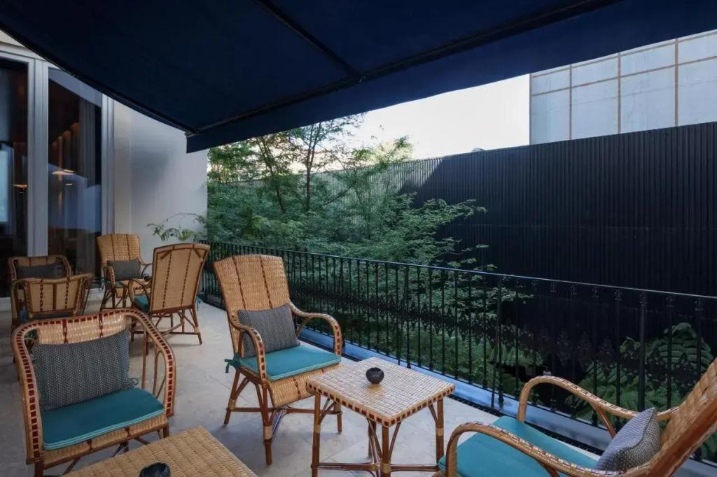 hotel image 8