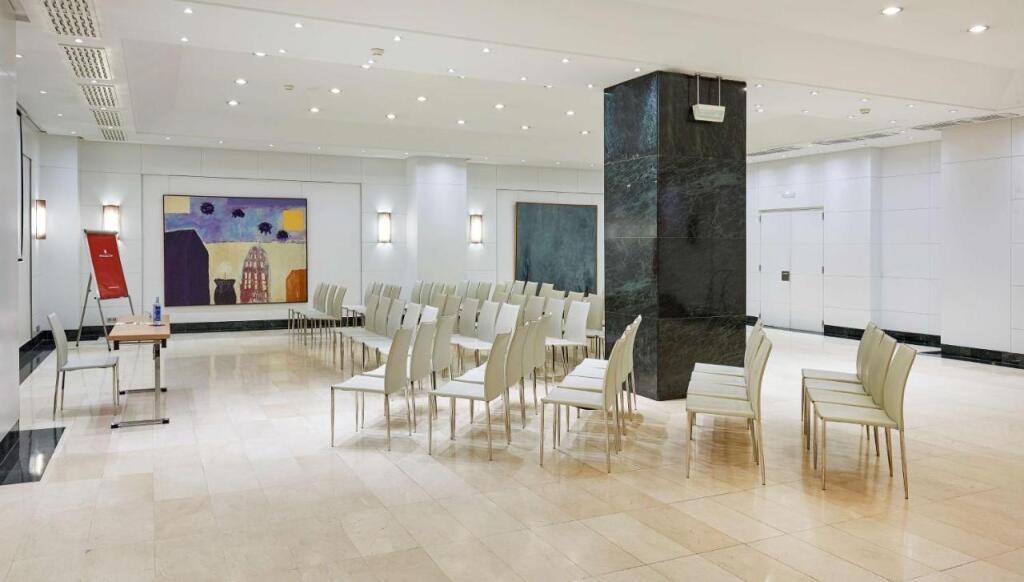 hotel image 16