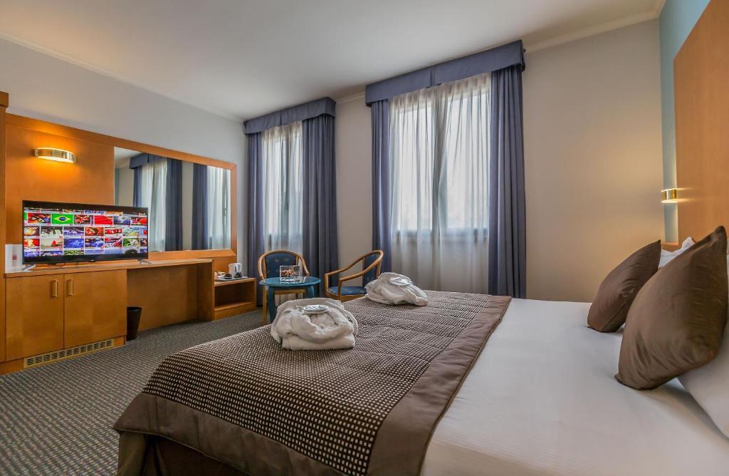 hotel image 9